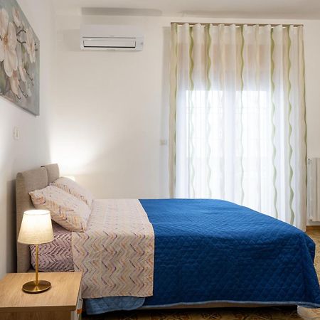 B&B Benvenuti Al Centro Caserta Kültér fotó