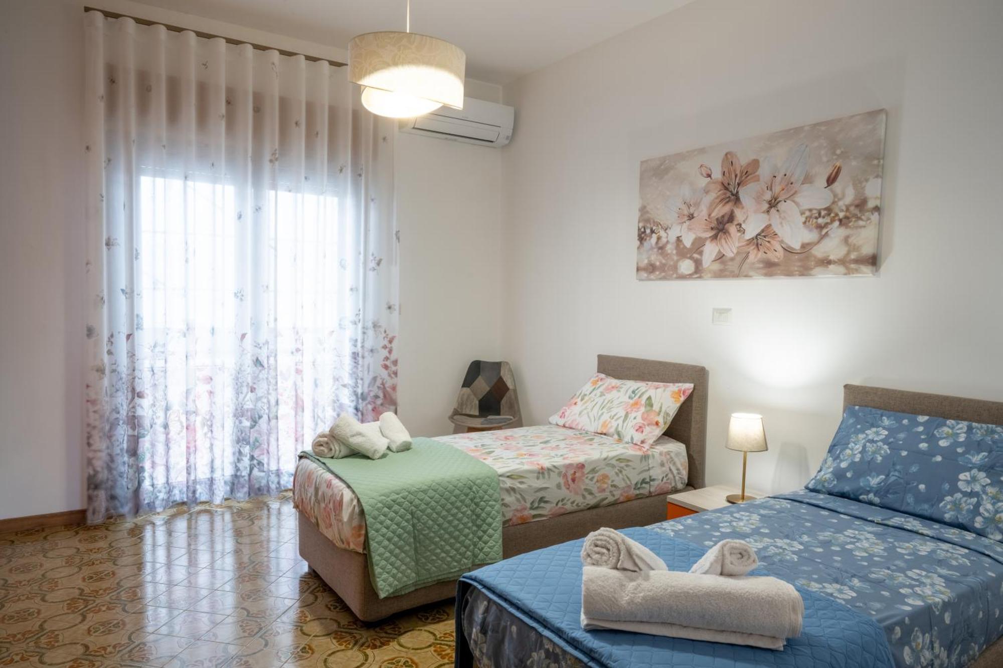 B&B Benvenuti Al Centro Caserta Kültér fotó