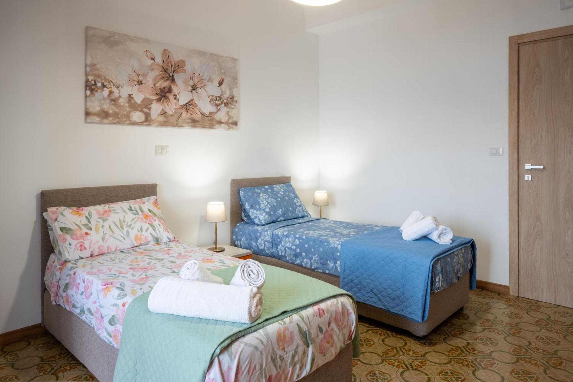 B&B Benvenuti Al Centro Caserta Kültér fotó